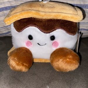 NWT Palm Pals Toastee S’mores  Cravings Squad